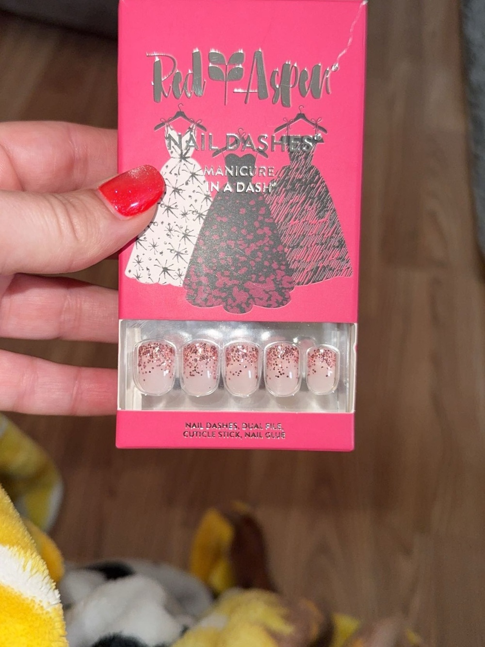 Red Aspen Pink Glitter Press-On Nail Set